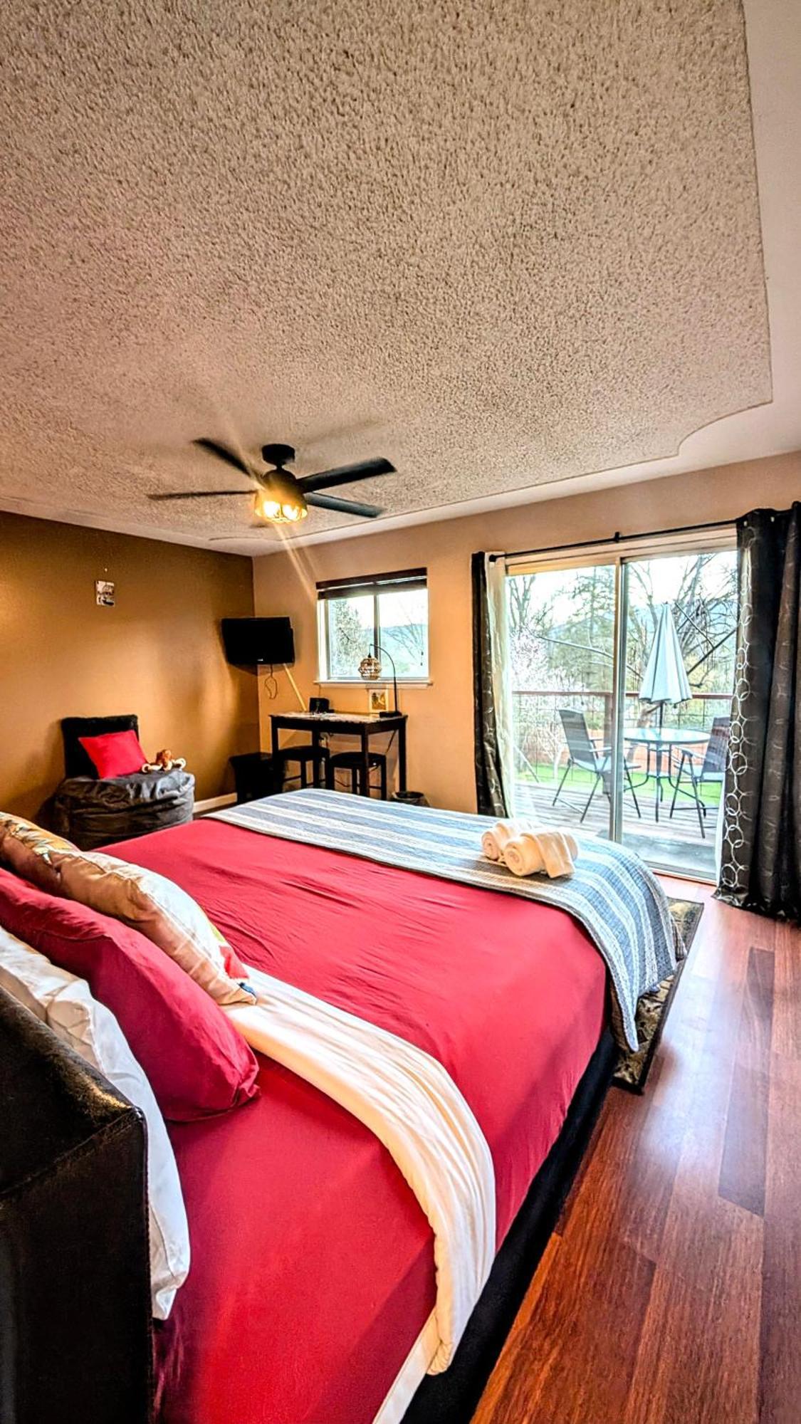 Wona'S 2 Bedrooms Full Kitchen Oakhurst Exterior foto